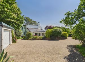 Driveway - click for photo gallery